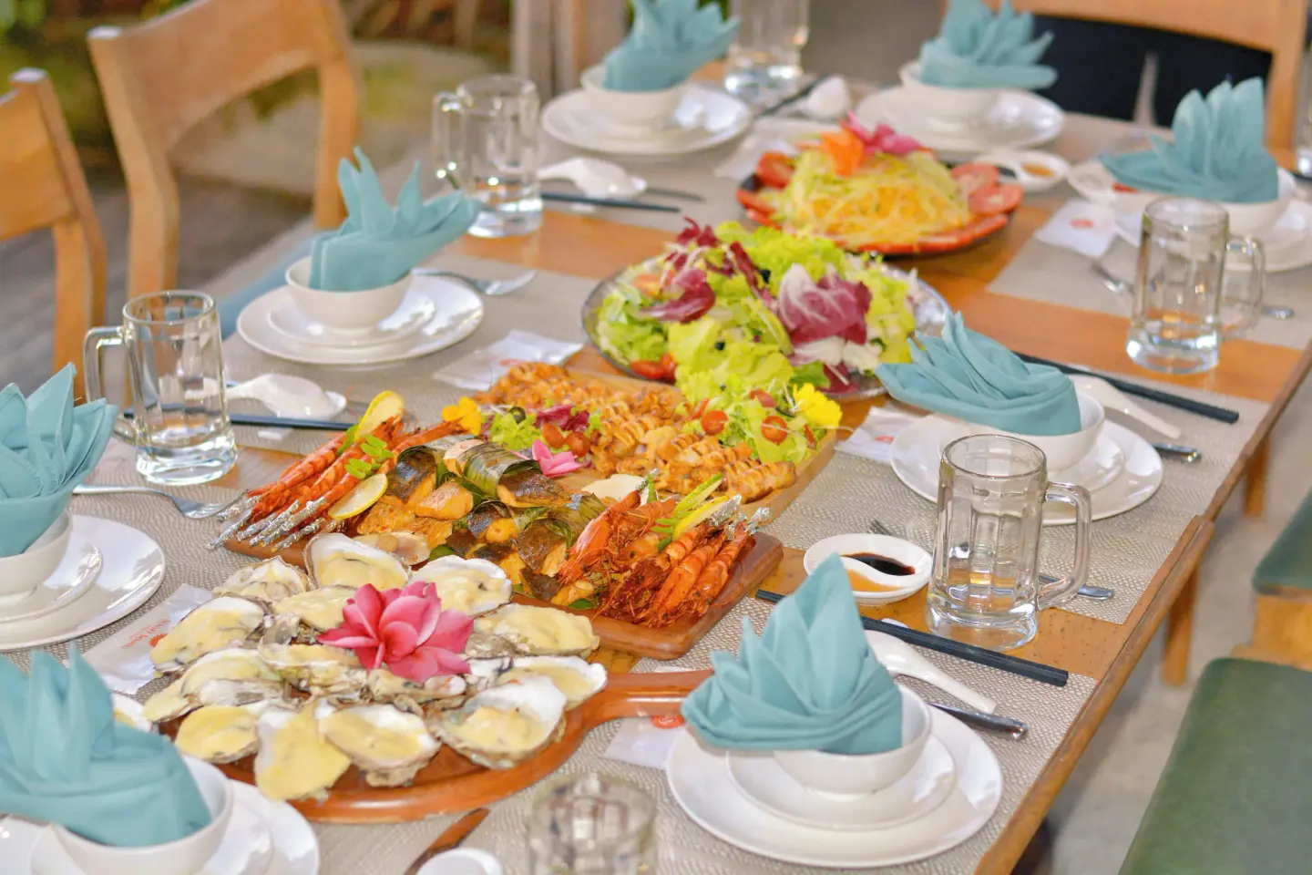 BBQ Buffet — outdoor seafood grill