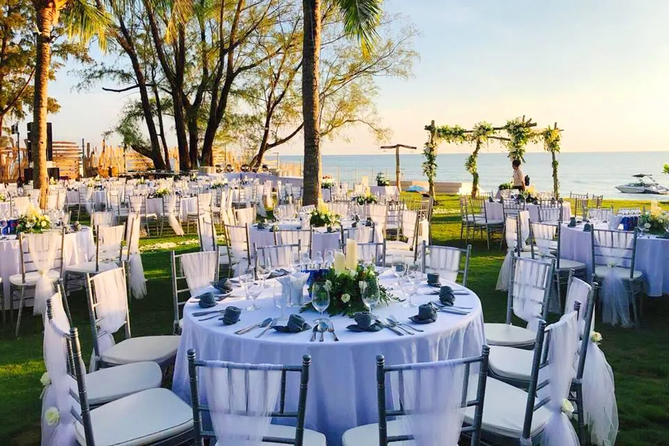 Outdoor poolside ceremony at Sunset Sanato